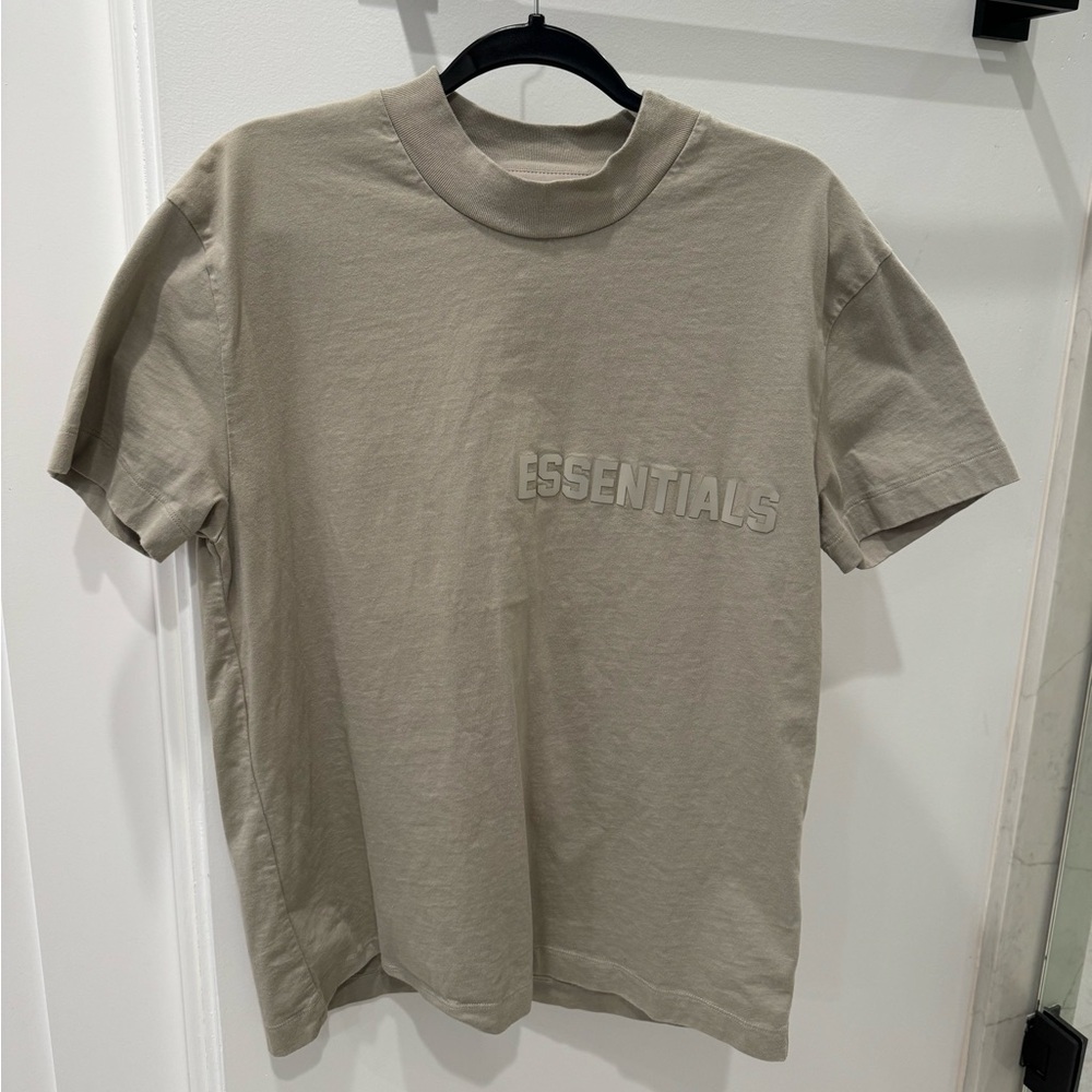 Men’s XS Essentials tshirt